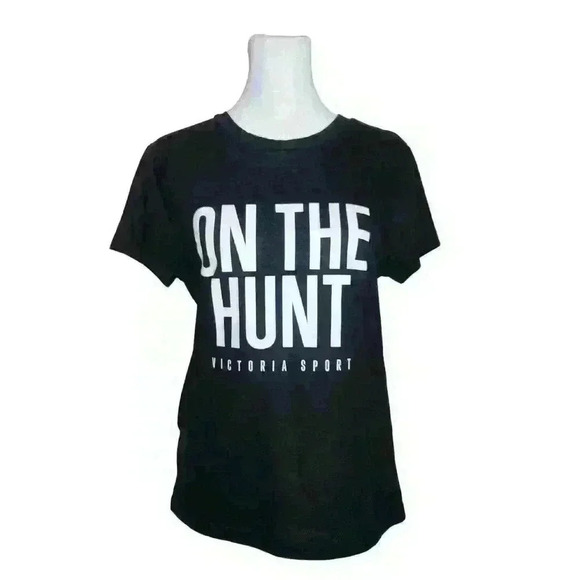 Victoria's Secret women's black tee "on the hunt" victoria sport size medium - Picture 1 of 4
